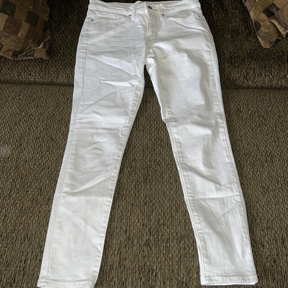 🤍BNWOT WHITE 311 LEVIS JEANS🤍